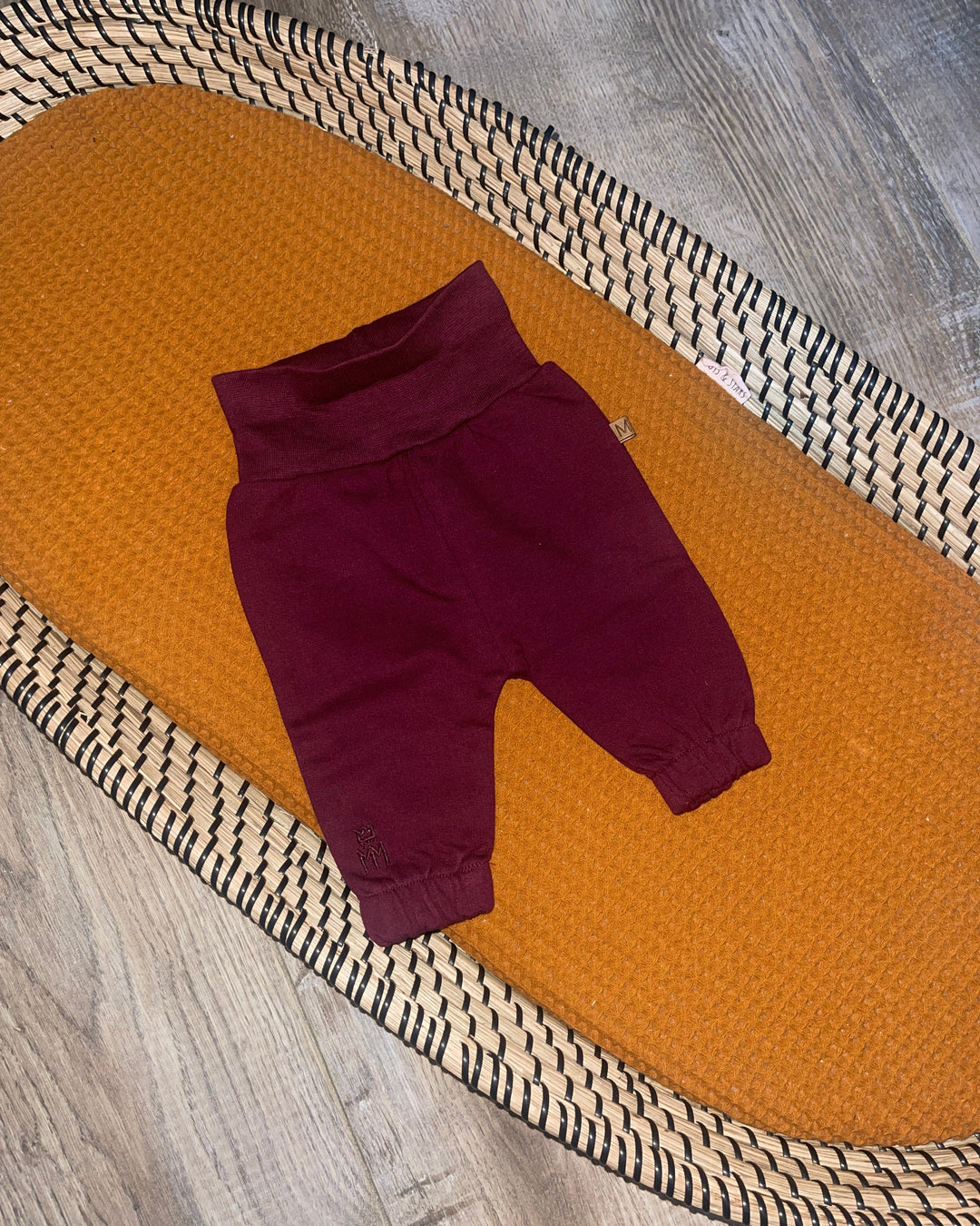 LF Bordeaux rood prematuur baby broekje