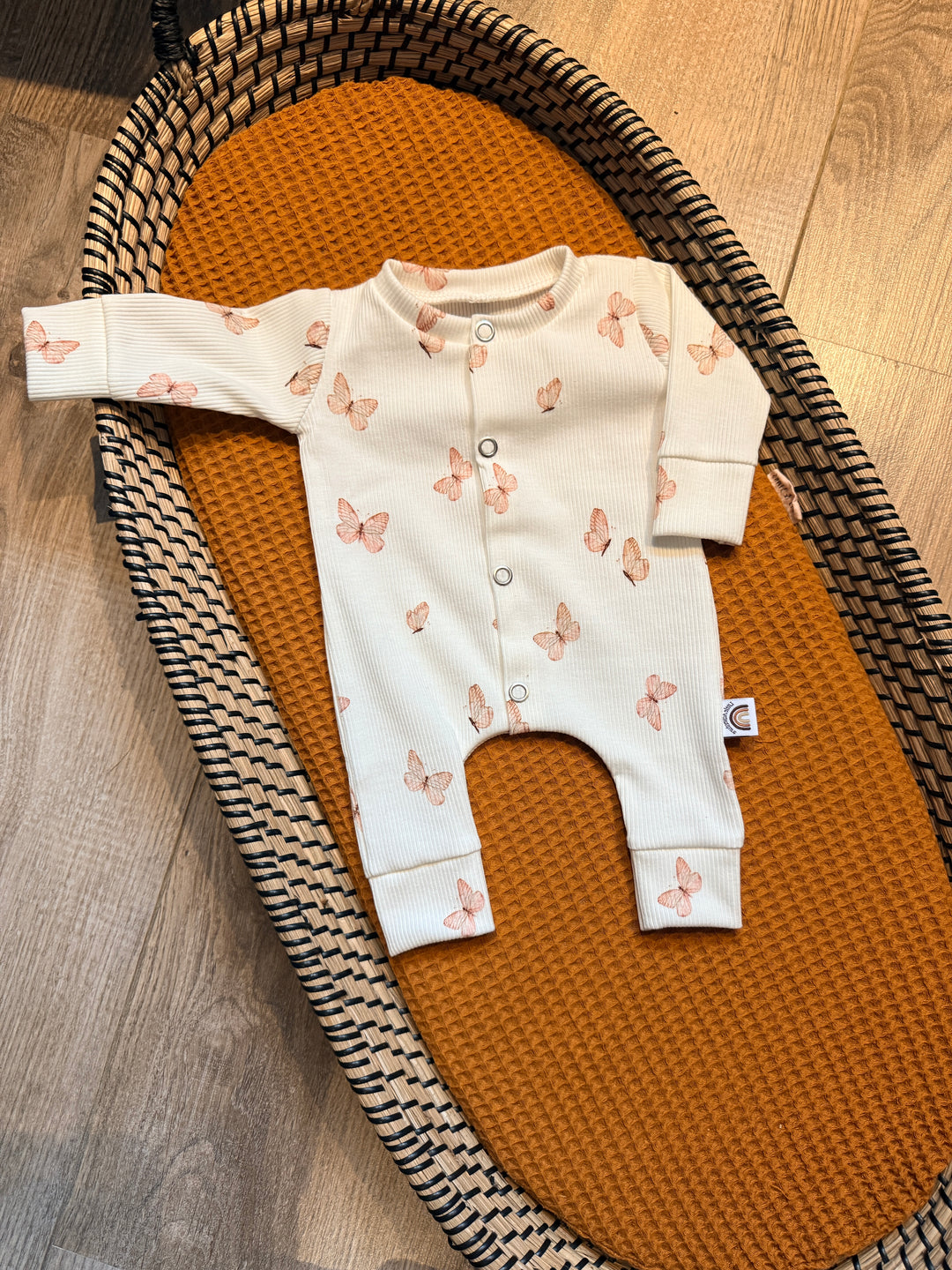 Baby boxpakje wit ribstof met roze vlinders