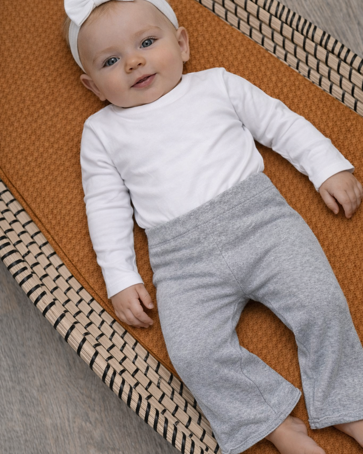 Grijze flared babybroek