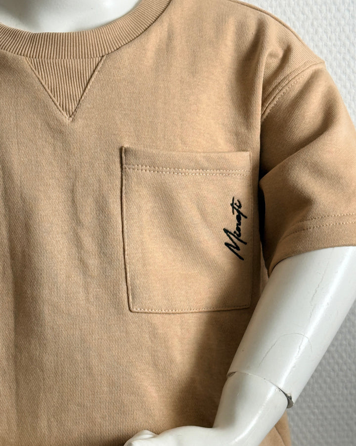 Detail beige t-shirt 