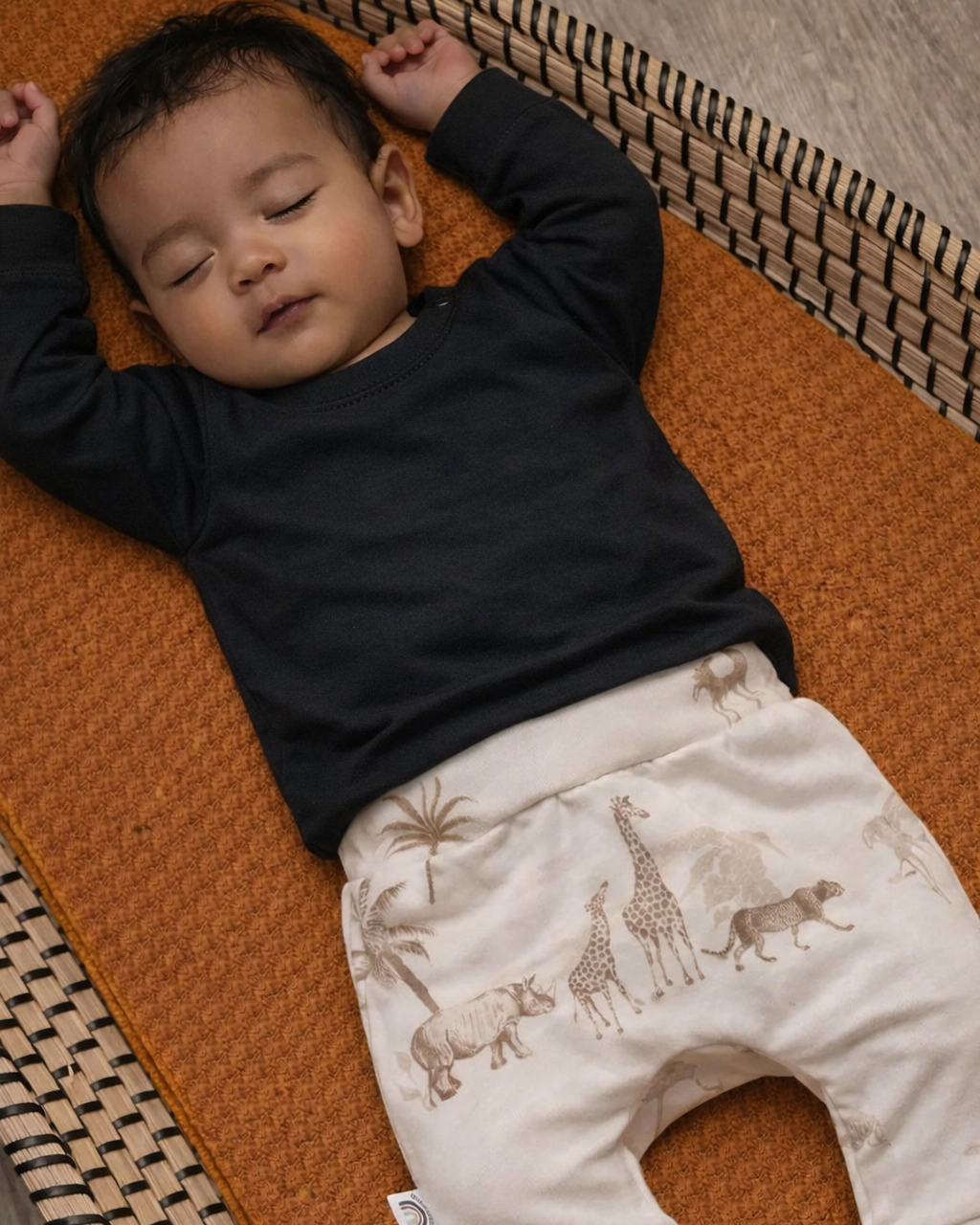 Zwarte longsleeve baby