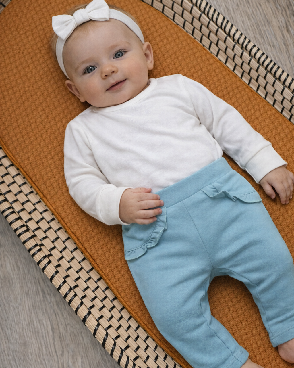 Baby broekje groen ruffles