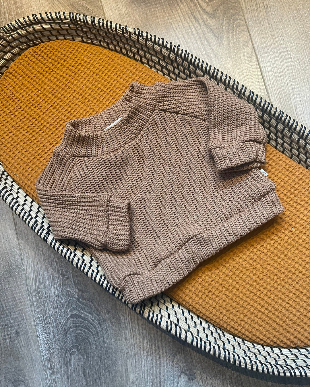Gebreide jongens babytrui cacao