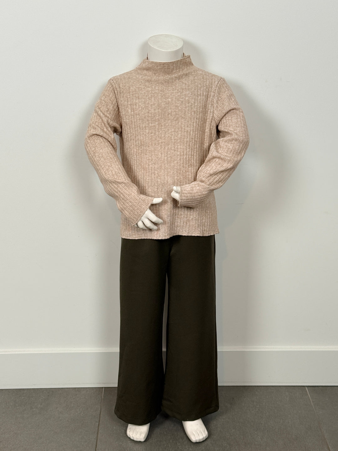 Setje ribstof beige