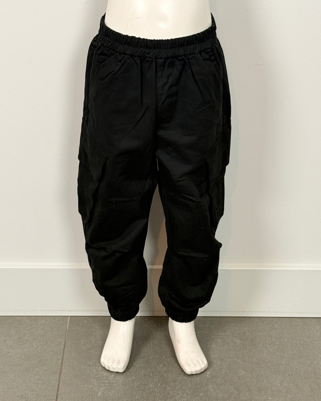 Zwarte cargo broek