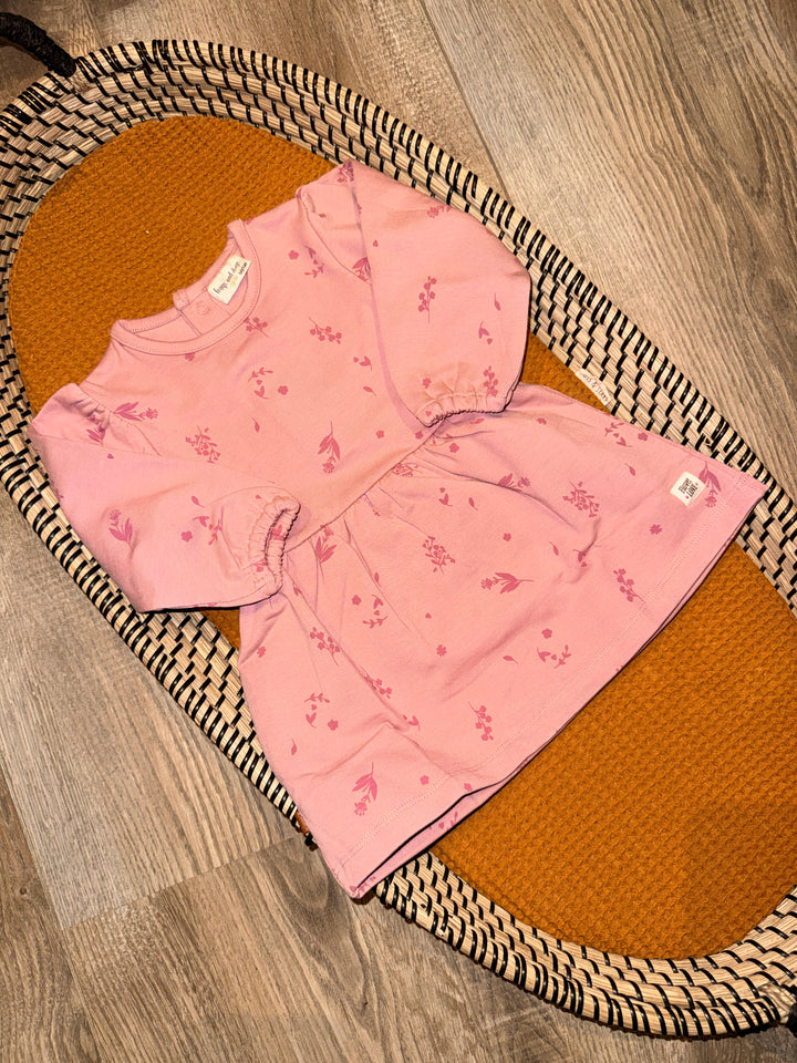 Roze jurk met bloemen print