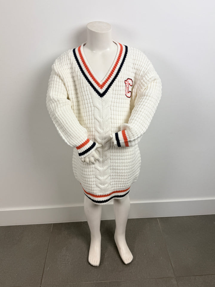 Wit gebreide basketbal look jurk met oranje rode en zwarte strepen